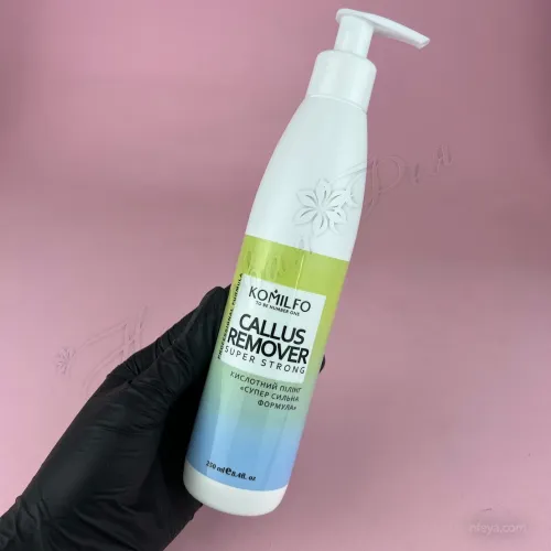 Komilfo Callus Remover Super Strong Formula Кислотний пілінг для педикюру, 250 мл