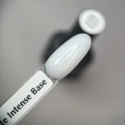 Komilfo Milky White Intense Base База интенсивно белого цвета, 8 мл (арт.320801)